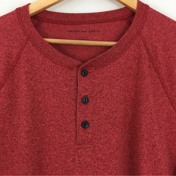 American Eagle Burgundy Quarter Button Short Sleeve Henley T-shirt Size XL - Picture 3 of 5